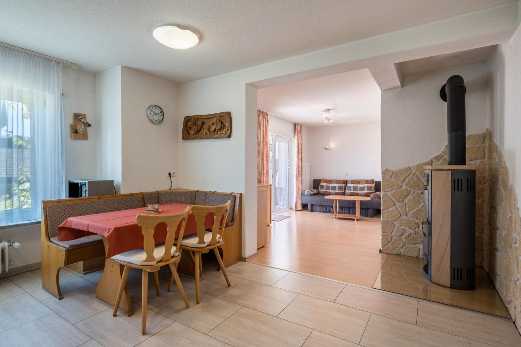 Haus Isele Apartment Urberg ภายนอก รูปภาพ